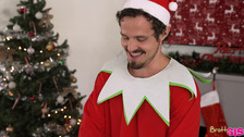 if_my_stepsister_was_a_christmas_elf_24.jpg